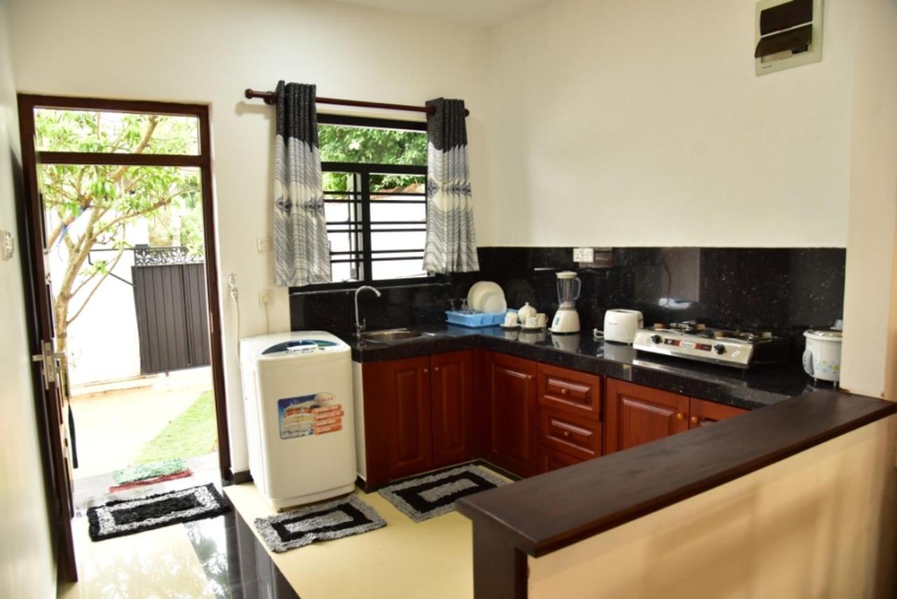 House * Hikkaduwa